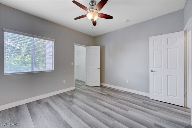 Building Photo - 2615 W Gary Ave