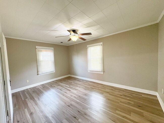 Building Photo - Adorable home in Franklin, KY for rent