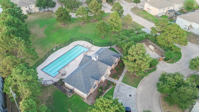 Building Photo - 14319 Mirkwood Ln