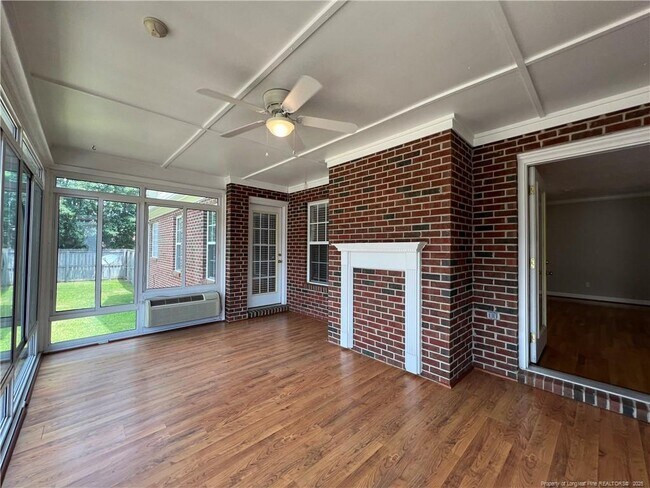 Building Photo - 113 Steeplechase Ln