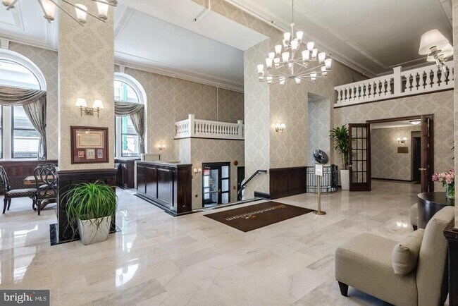 Building Photo - 1324 Locust St