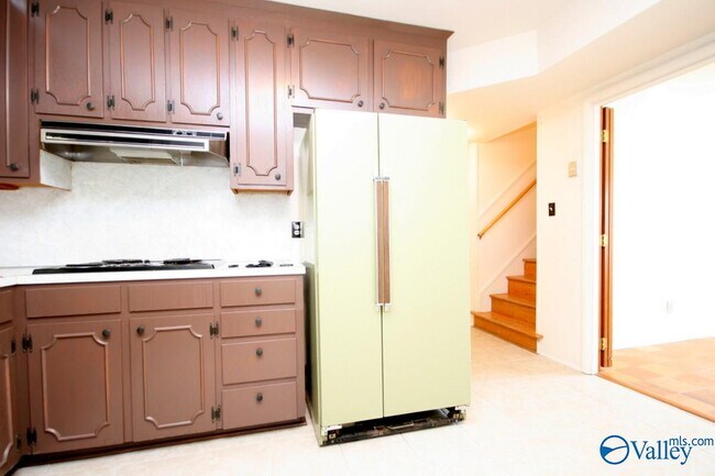 Building Photo - 3716 NW Jamestown Dr