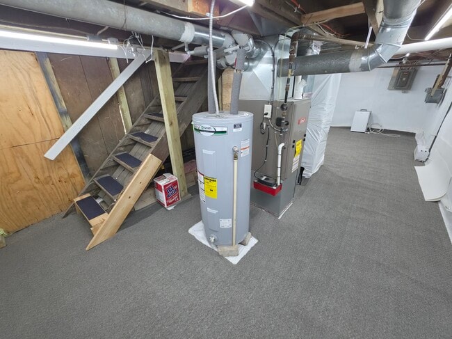 Building Photo - 818 Buckeye St