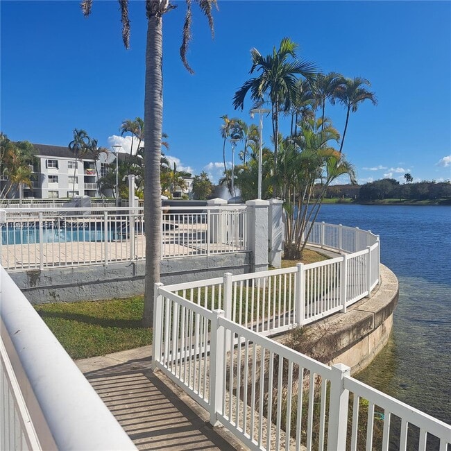 Building Photo - 8520 SW 212th St