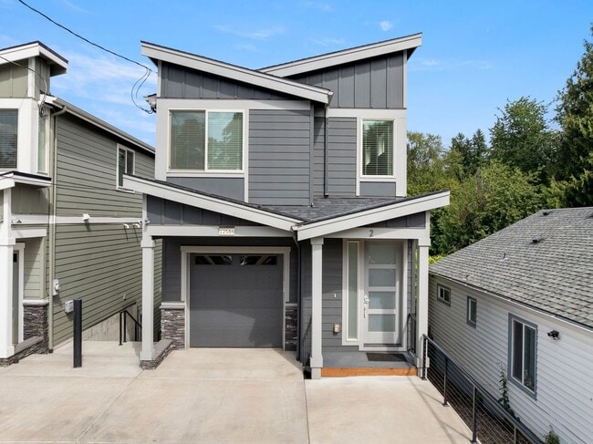 Primary Photo - Upscale Three Bedroom