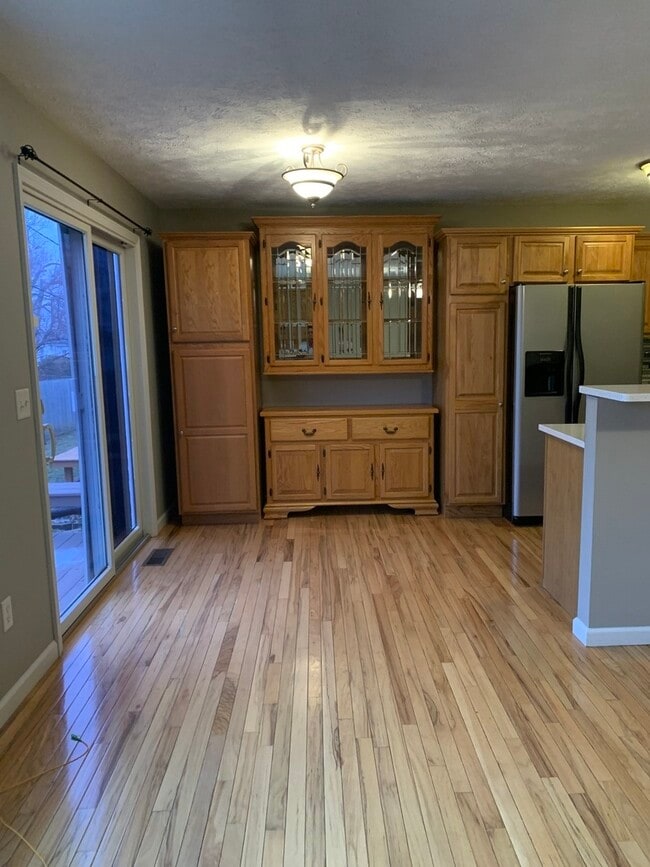 Building Photo - 1116 Doral Dr