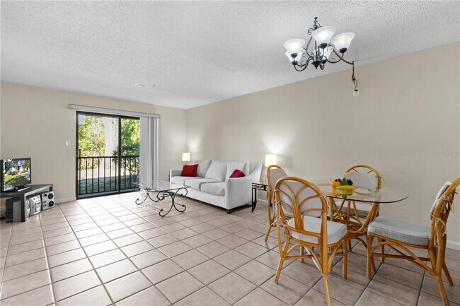 Building Photo - FULLY FURNISHED 2 BEDROOM, 2 BATH CONDO AVAILABLE NOW!