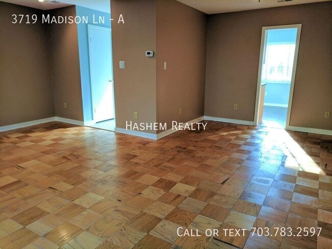 Building Photo - 3719 Madison Ln