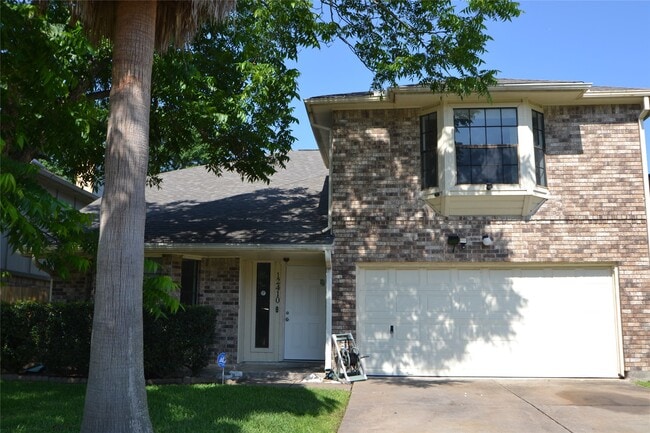 Building Photo - 12410 Meadow Briar Dr