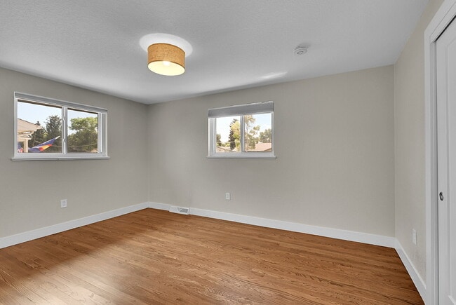 Building Photo - $3,195.00, 4 bed, 3 bath located in Arvada.