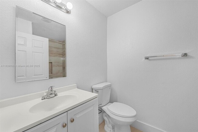 Building Photo - 28151 SW 142nd Ct