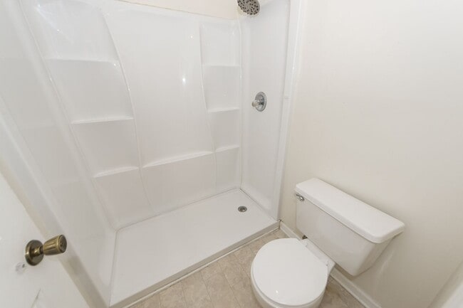 Building Photo - 2 Bedroom 2 Bath Townhouse in Crowfield Pl...