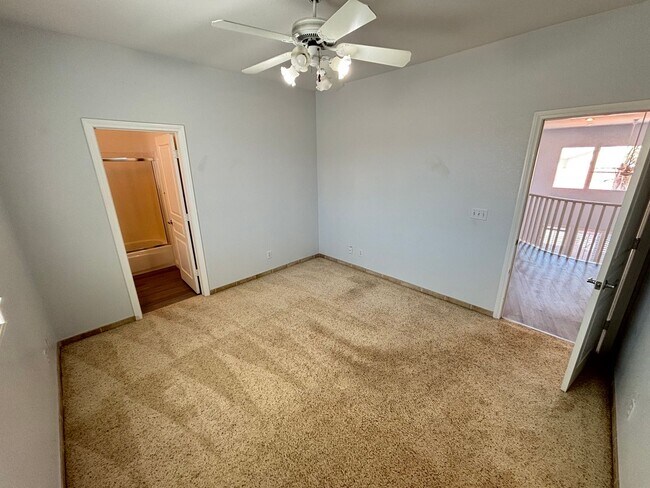 Building Photo - 8207 Vista Colorado St