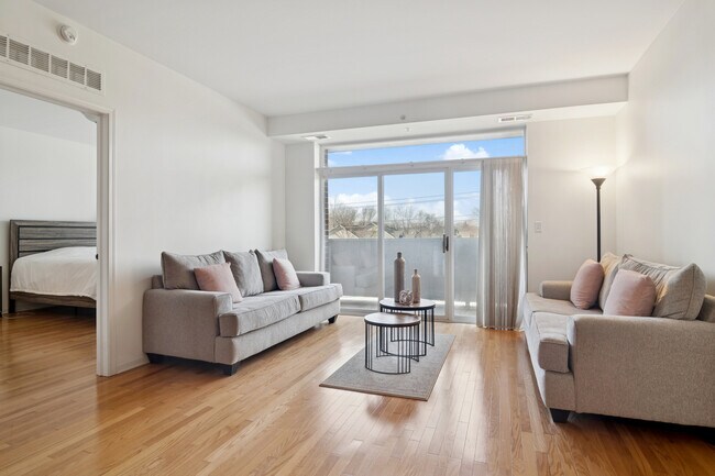 Building Photo - 77 N Quentin Rd