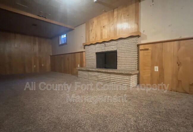 Building Photo - 1401 Sklyline Drive