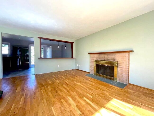 Building Photo - Great Home for rent