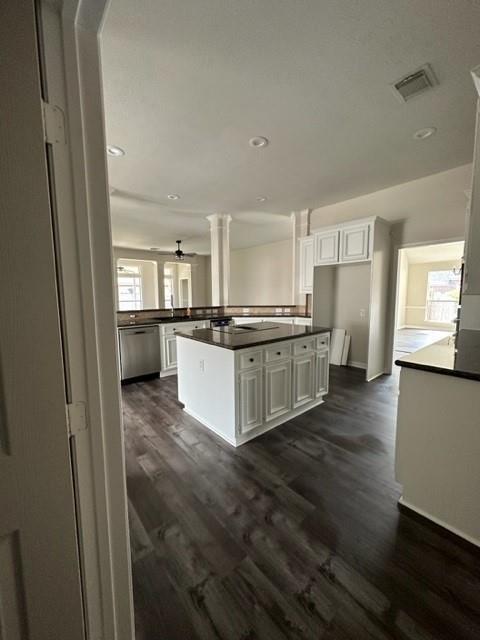 Building Photo - 7103 Hot Creek Trc