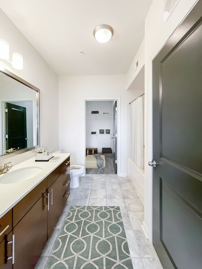 Avana Westside apartments — community photo - Avana Westside