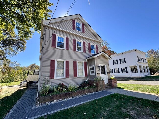 Building Photo - 57 Salem St