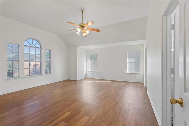 Building Photo - 2313 Loretta Ln