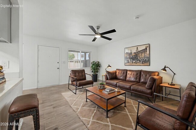 Building Photo - 5984 N 48th Ave