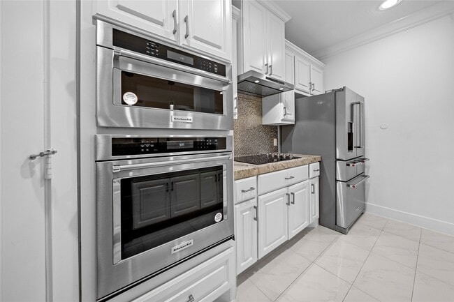 Building Photo - 13419 Preston Cliff Ct