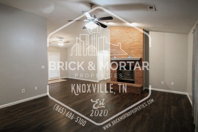 Building Photo - 1006 Davinci Ln