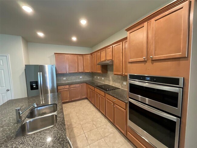 Building Photo - 3451 Mayfield Ranch Blvd