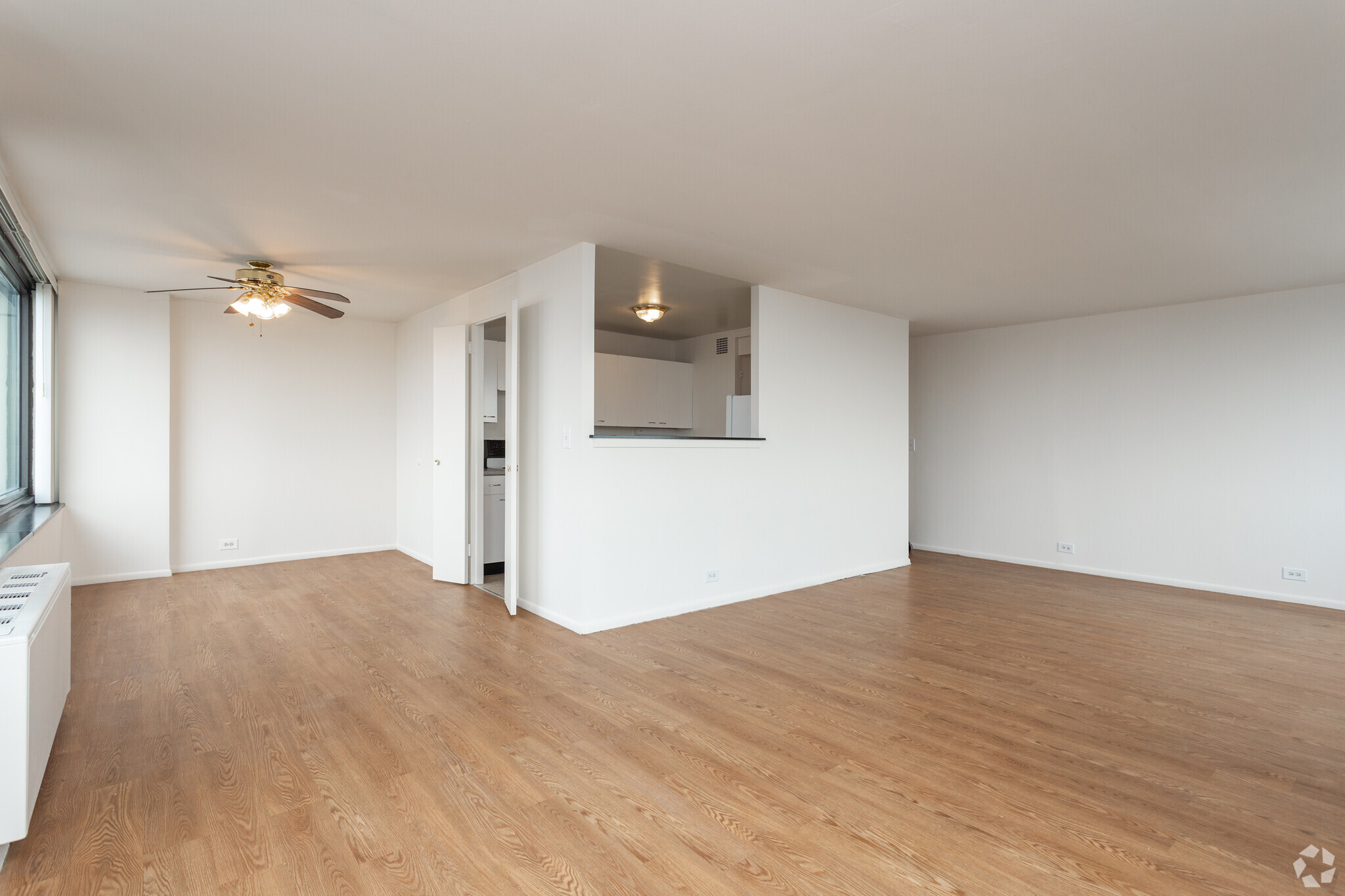 South Shore Beach Apartments - 7447 S South Shore Dr Chicago IL 60649 ...