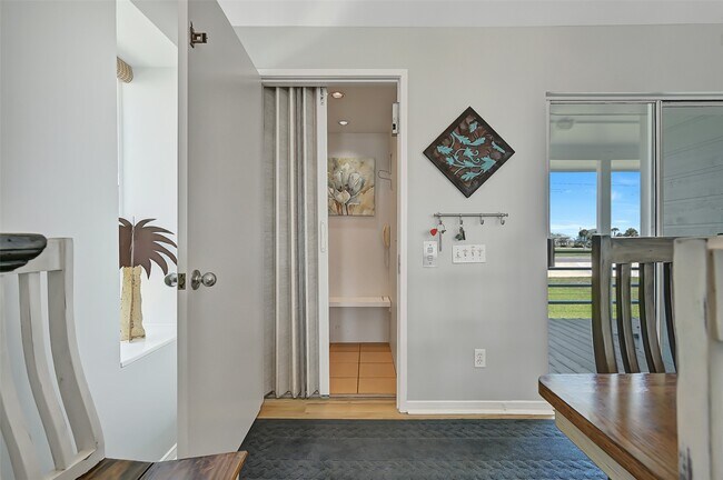 Building Photo - 18418 E De Vaca Ln