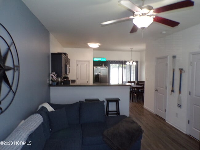 Building Photo - 513 Oyster Rock Ln