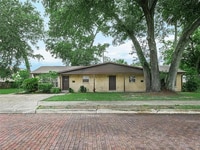 Building Photo - 1213 Hartsell Ave