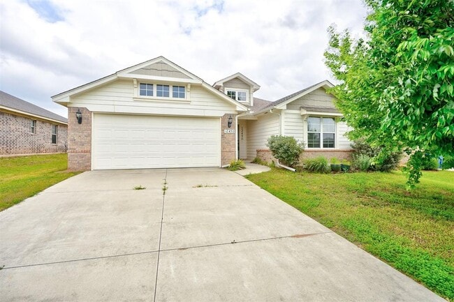 Building Photo - 12490 Native Hill Dr