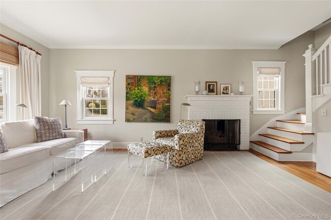 Building Photo - 47 Hillcrest Ave