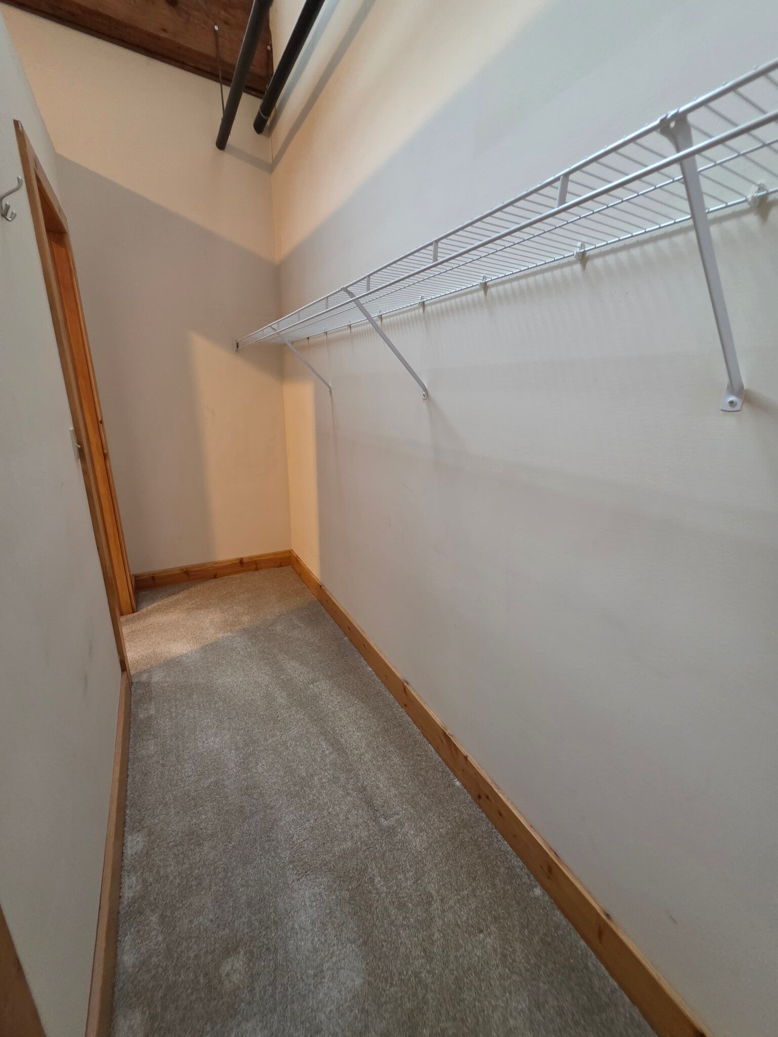 Building Photo - 270 Hutchins Ct