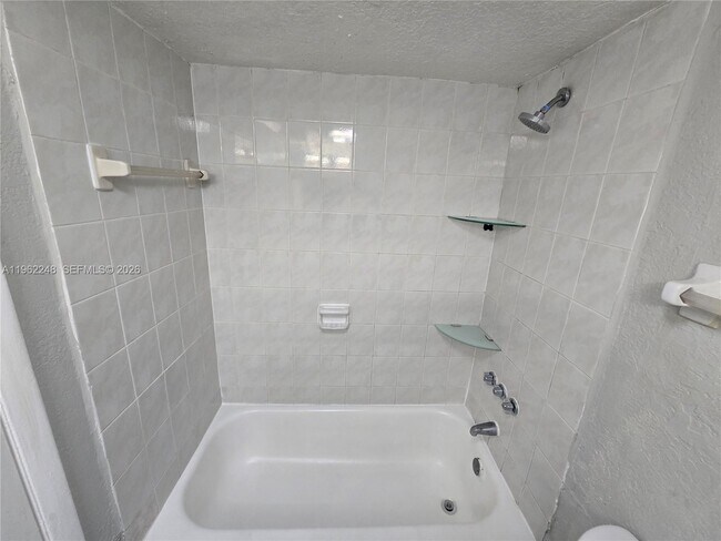 Building Photo - 8011 W 6th Ave