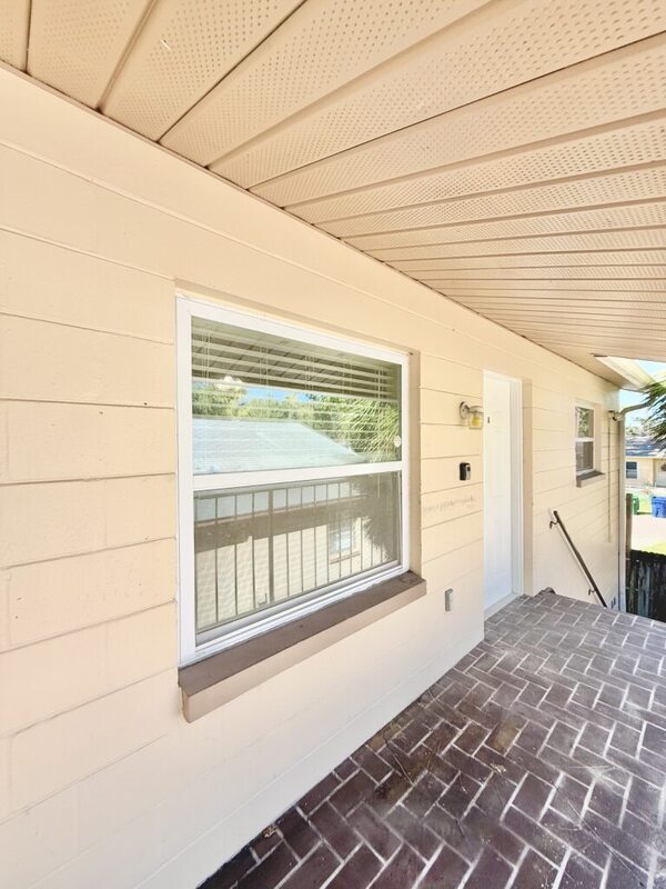 Building Photo - 6420 S Adelia Ave