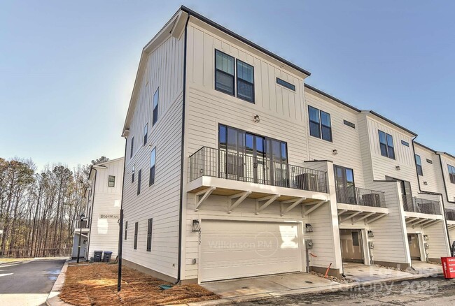 Building Photo - 12032 Storm Ln