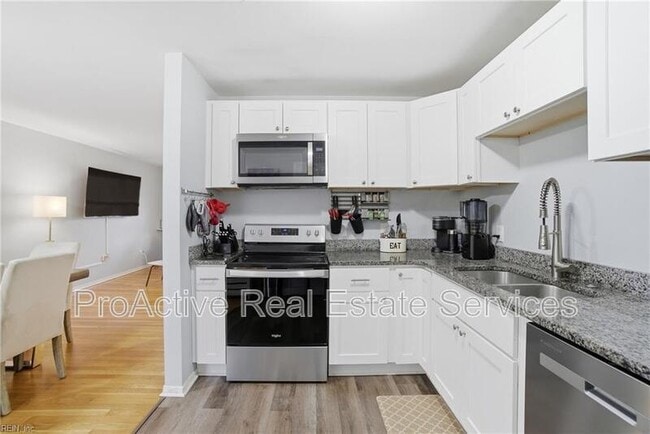 Building Photo - 4 Tillerson Dr