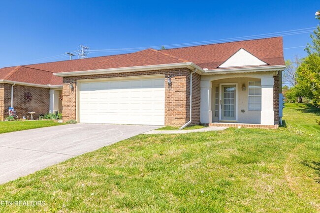 Building Photo - 7037 Wakan Ln