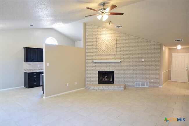 Building Photo - 4807 Teal Dr