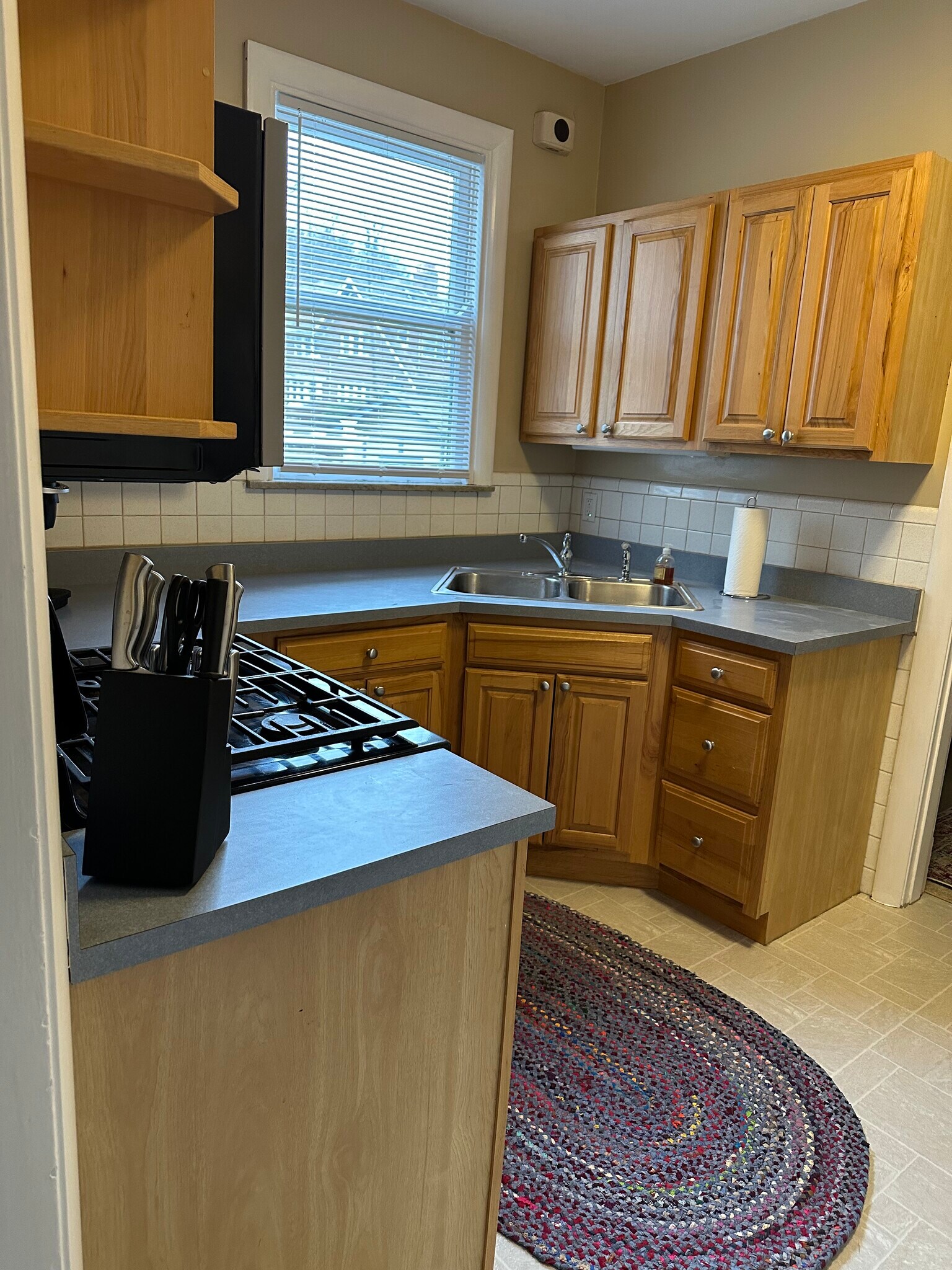 Kitchen storage - 2533 Valley View Ct
