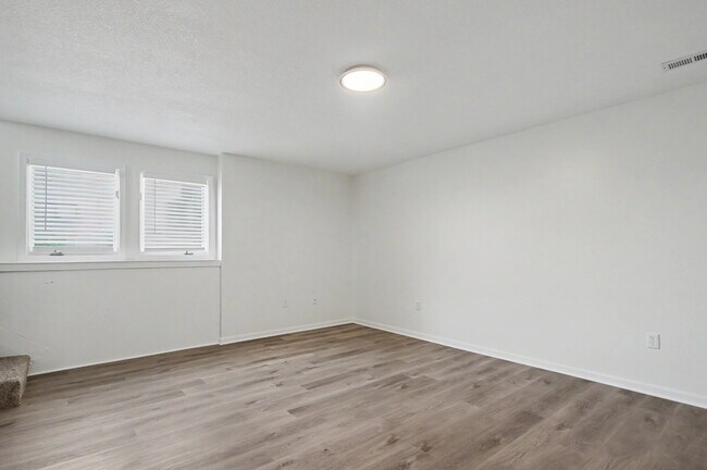 Building Photo - 3412 Augusta Dr