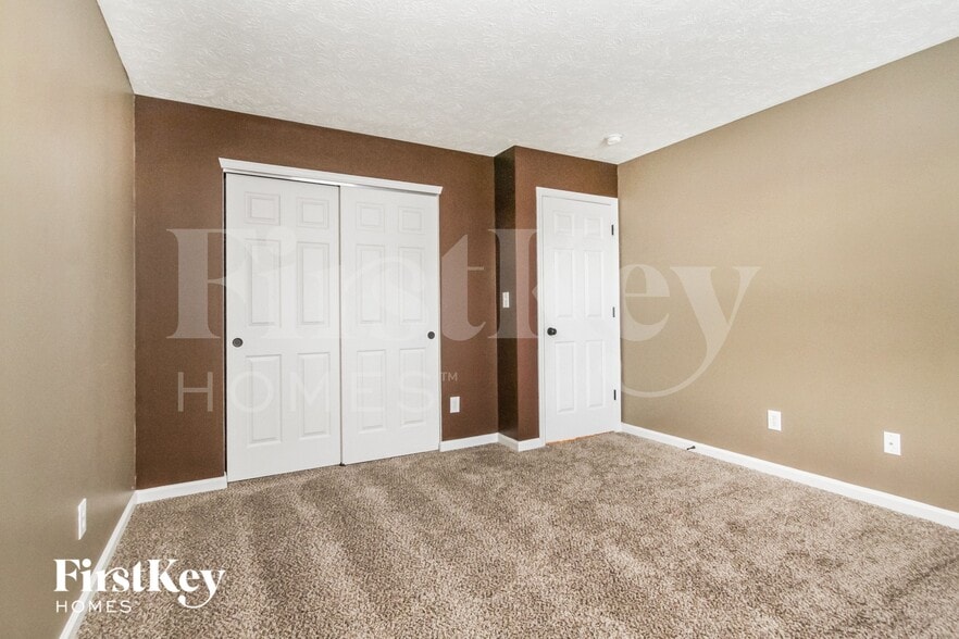 Building Photo - 2243 Tanya Dr