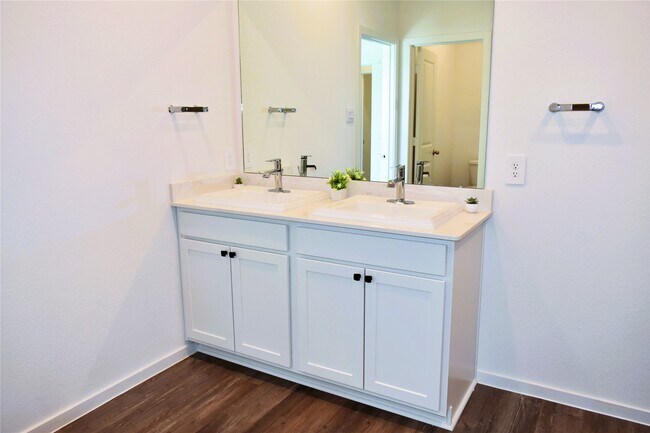 Building Photo - 27307 Azure Fls Dr