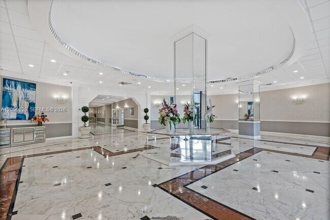 Building Photo - 3800 S Ocean Dr