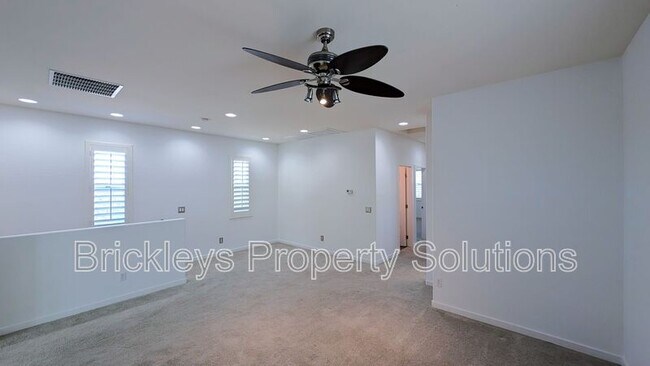 Building Photo - 2632 S Tobin