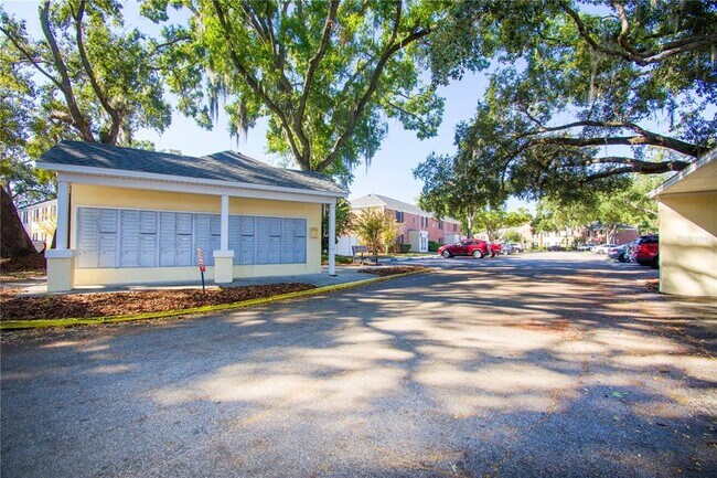 Building Photo - 13830 Orange Sunset Dr