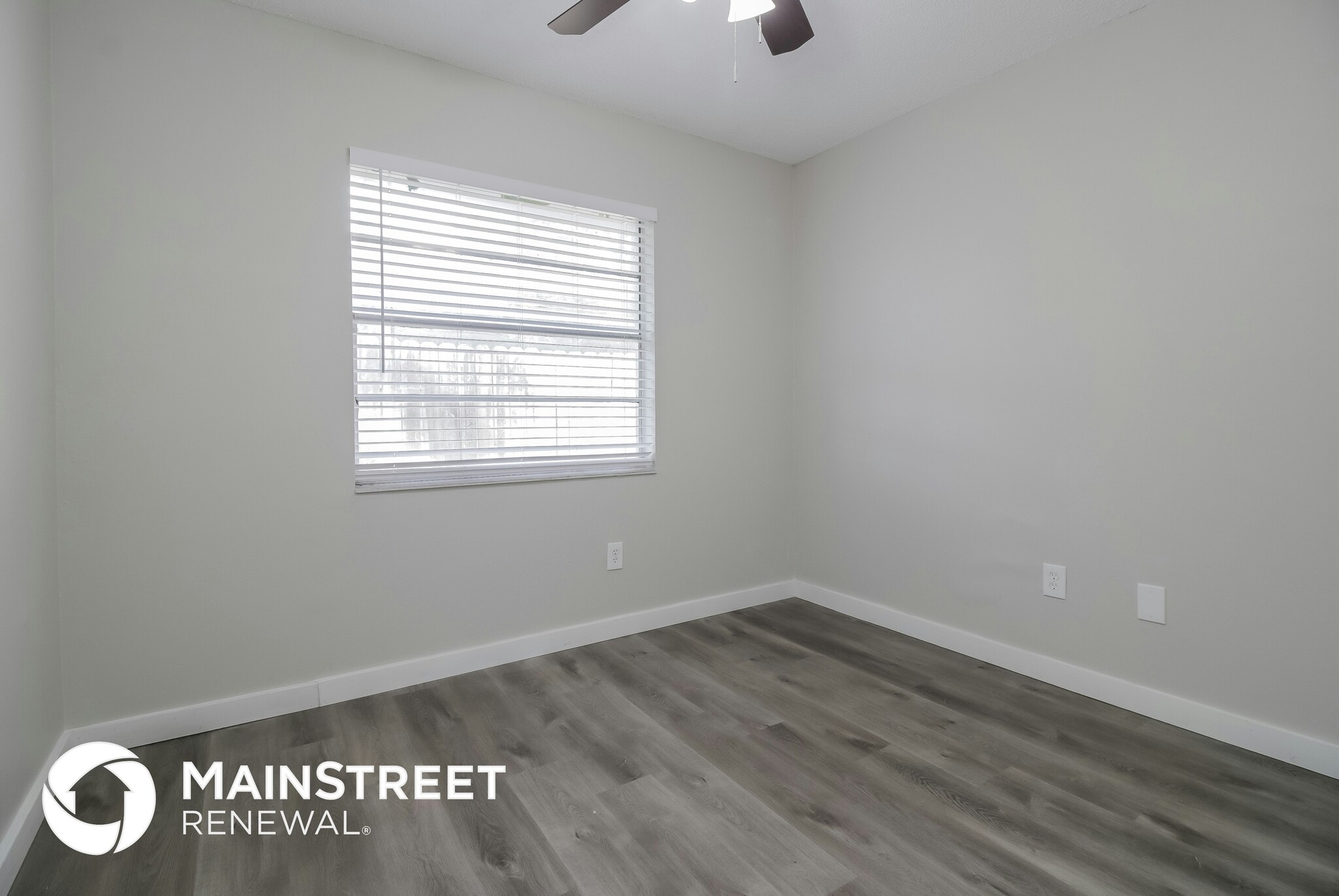 Building Photo - 1310 Cypress Ave