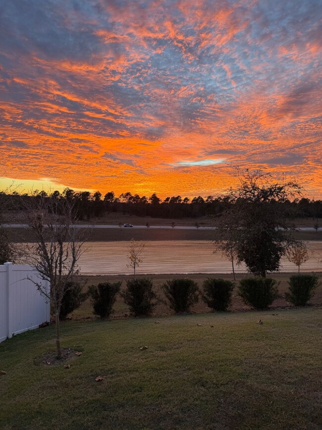 Building Photo - 2135 Huntsman Rdg Rd